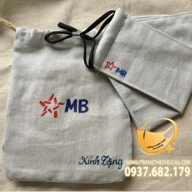 Khẩu trang vải in logo ngân hàng MB