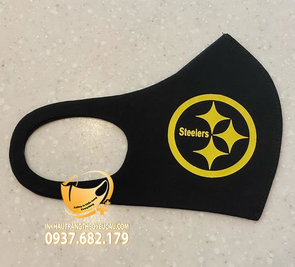 Khẩu trang vải su in logo đội bóng bầu dục Pittsburgh Steelers