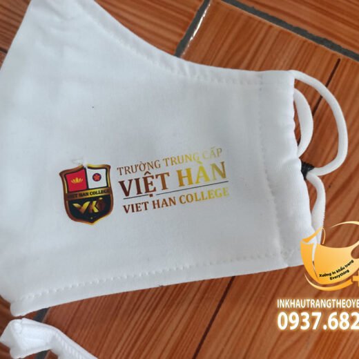 Khẩu trang vải in logo Trường trung cấp Việt Hàn College