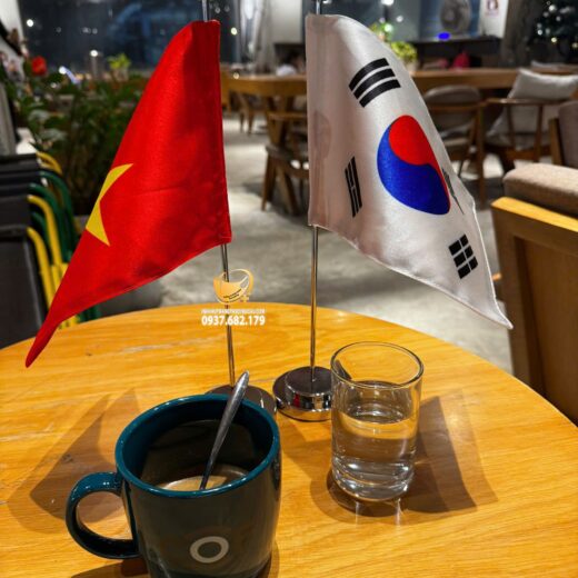 In cờ để bàn nước Việt Nam và Hàn Quốc