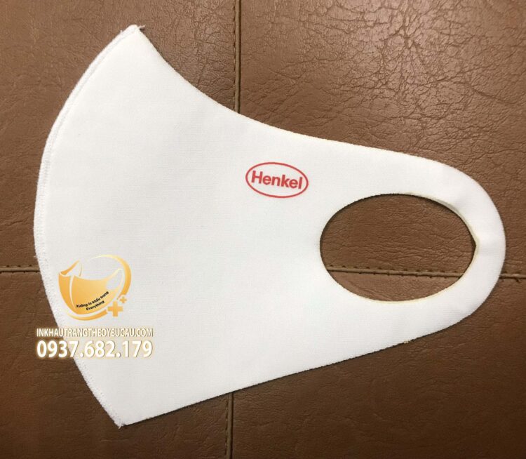 Khẩu trang vải poly 2 da in logo Henkel Việt Nam