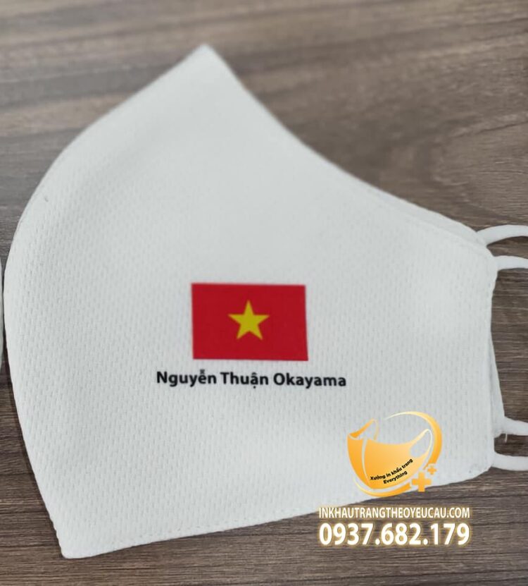 Khẩu trang vải in chữ Nguyễn Thuận Okayama
