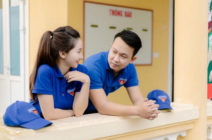 Xưởng May Everything nhận thiết kế, in ấn, may áo đoàn thanh niên số lượng lớn theo yêu cầu