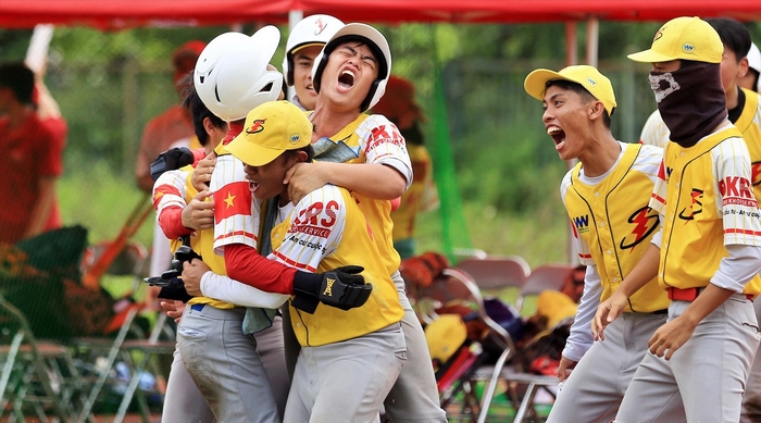 Đa phần các đội bóng đều tìm kiếm xưởng may đồng phục bóng chày để chủ động thiết kế trang phục thi đấu mang dấu ấn riêng