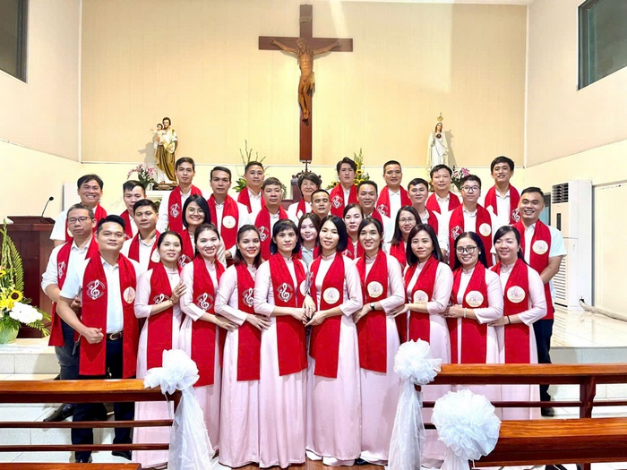 Không phải xưởng may đồng phục công giáo nào cũng có khả năng làm việc thực tế như quảng cáo nên cần chọn đơn vị nhiều kinh nghiệm