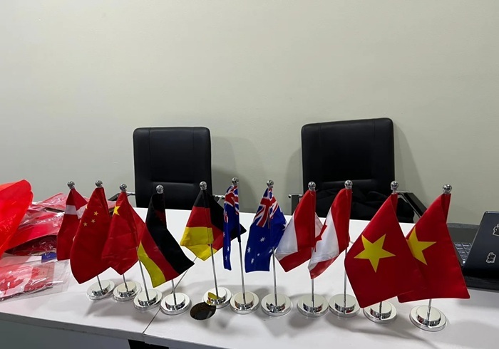 In Cờ Để Bàn Lấy Liền